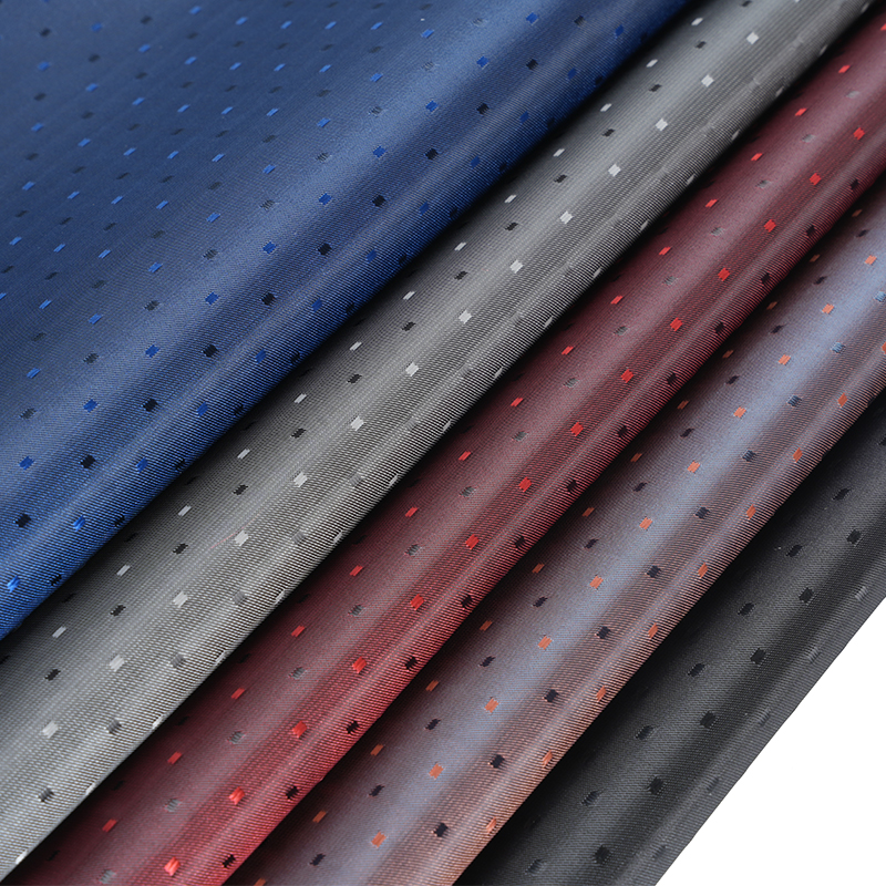 Tingimento Jacquard Pequeno com Ponto Quadrado Catiônico