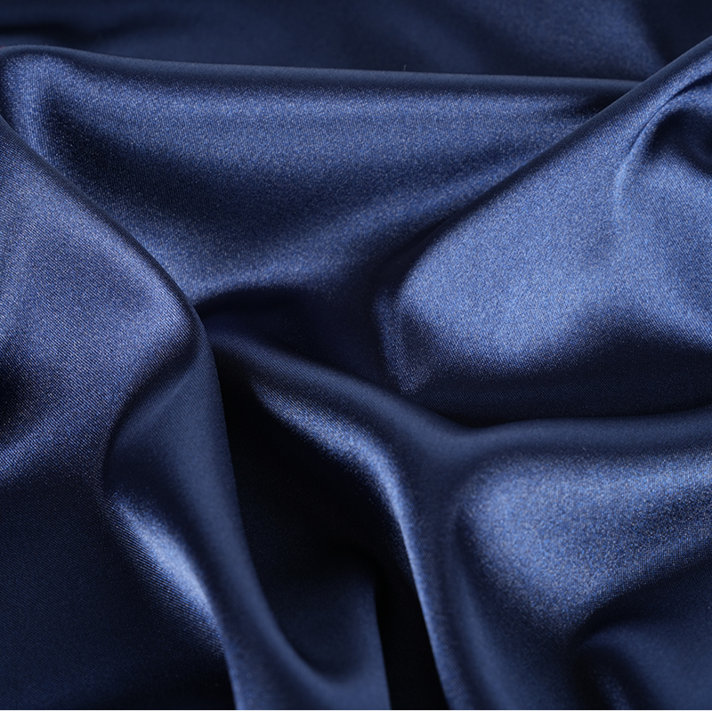 50D*50D tingiu tecido de tingimento de cetim torcido brilhante e elástico