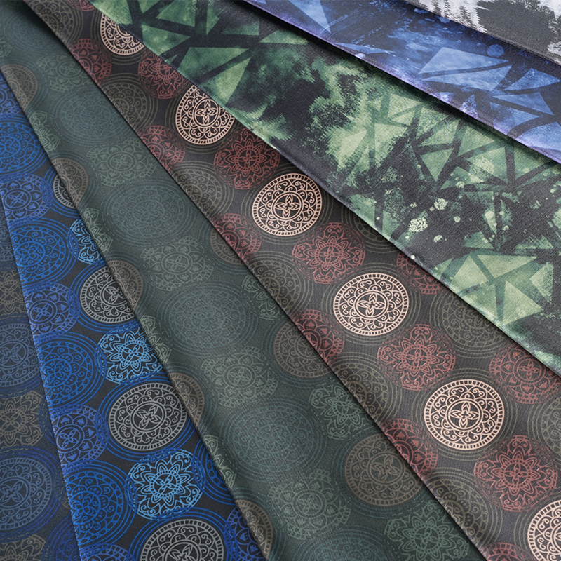 Tecido leve giratório com estampa de sorvete obscuro 180T